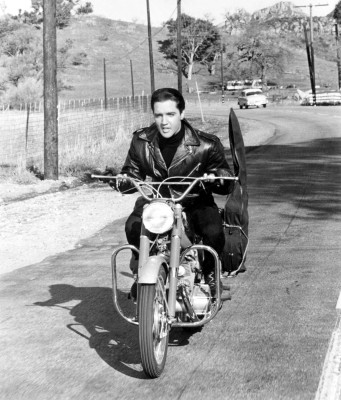 photo 26 in Elvis Presley gallery [id64932] -0001-11-30 00:00:00